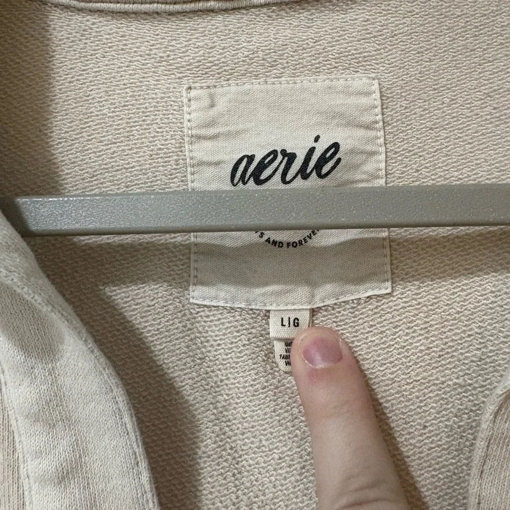 Aerie Beige Cream Sweatshirt Collared Pullover Short Sleeve Shirt - Picture 4 of 7